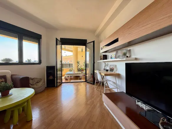 4-bedroom Apartment In Yecla, Spain (278 M²)