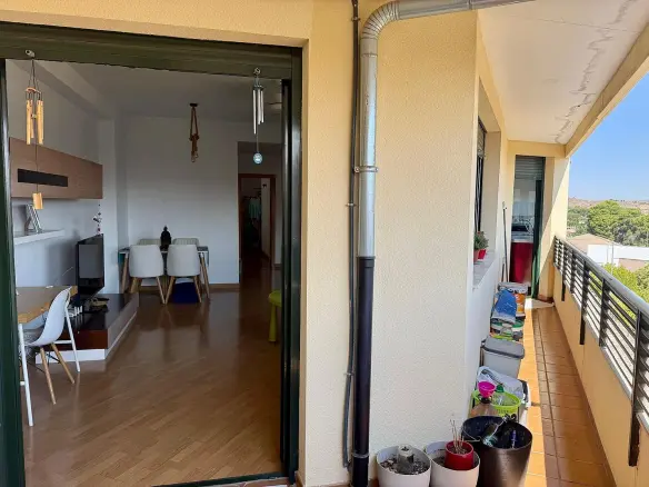 4-bedroom Apartment In Yecla, Spain (278 M²)