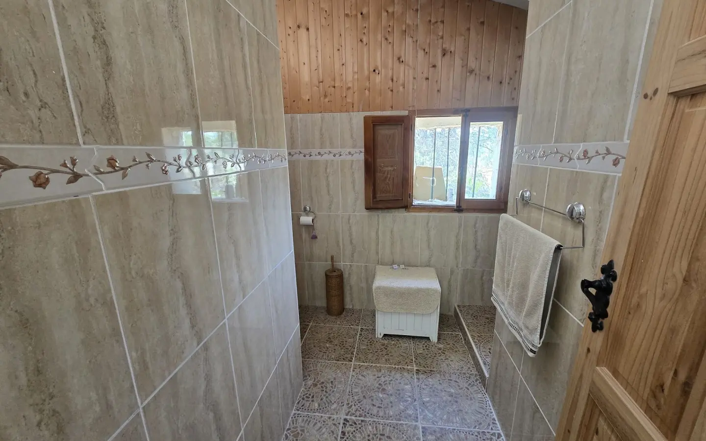 2-bedroom Country House In Pinoso, Spain (208 M²)
