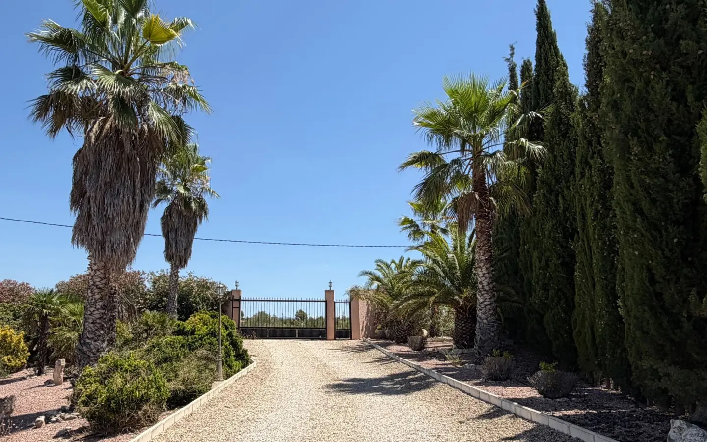 Detached Villa Of 250 M² In Salinas, Spain