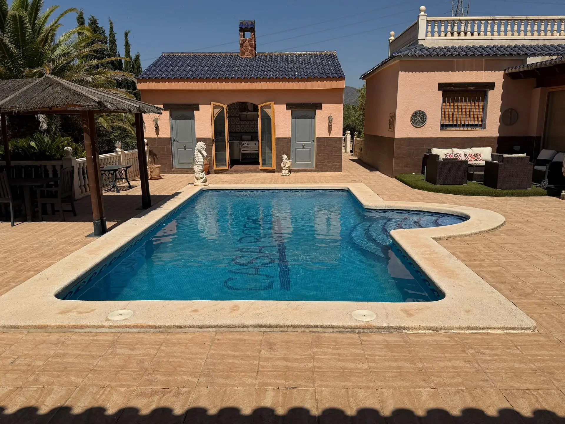 Detached Villa Of 250 M² In Salinas, Spain