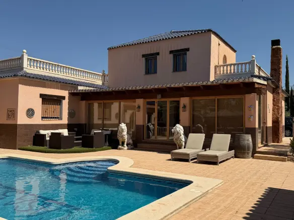 Detached Villa Of 250 M² In Salinas, Spain