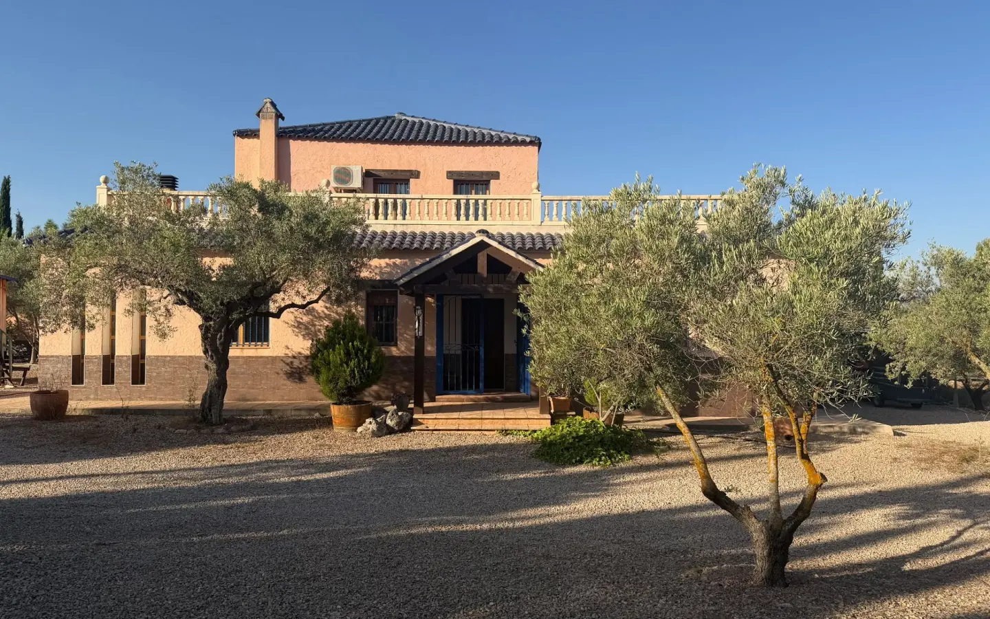 Detached Villa Of 250 M² In Salinas, Spain