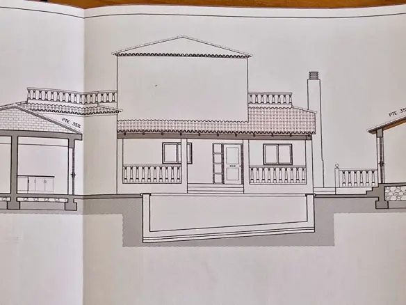 6-bedroom Detached Villa In Salinas, Spain (250 M²)