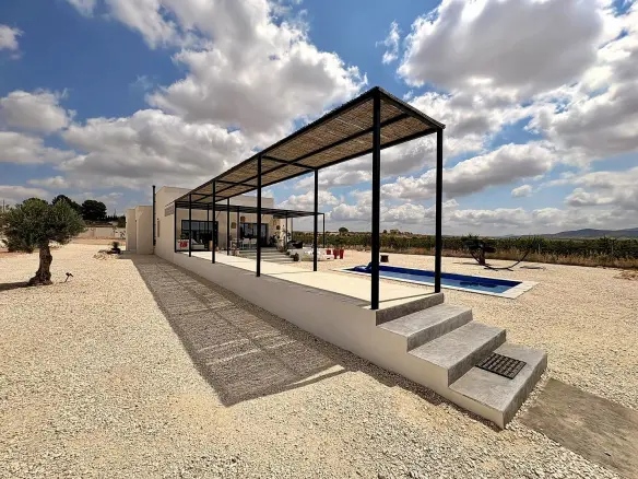 5-bedroom Detached Villa In Pinoso, Spain (210 M²)