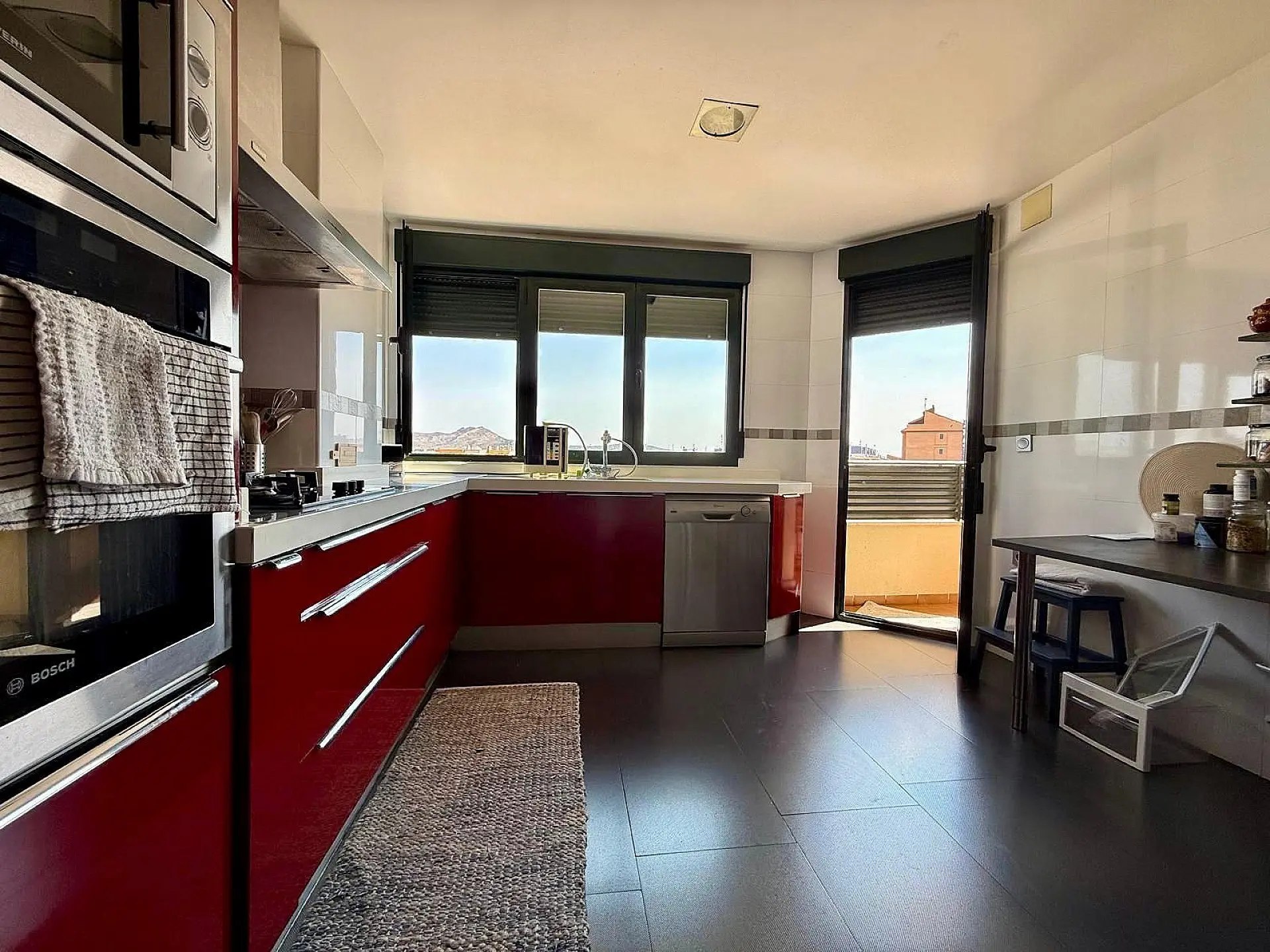Apartment Of 278 M² In Yecla, Spain
