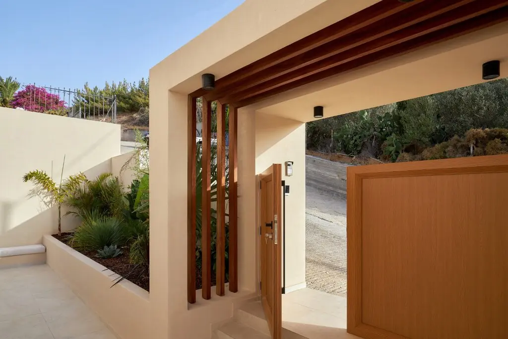 Villa Of 315 M² In Crete