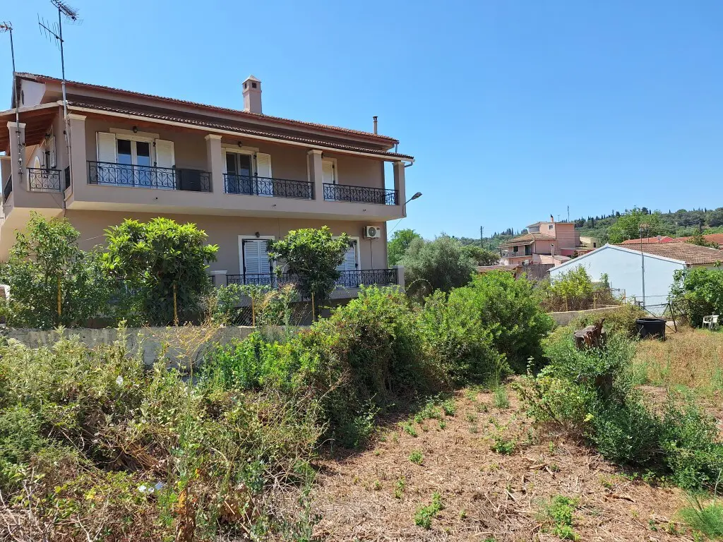 Land Of 2500 M² In Corfu