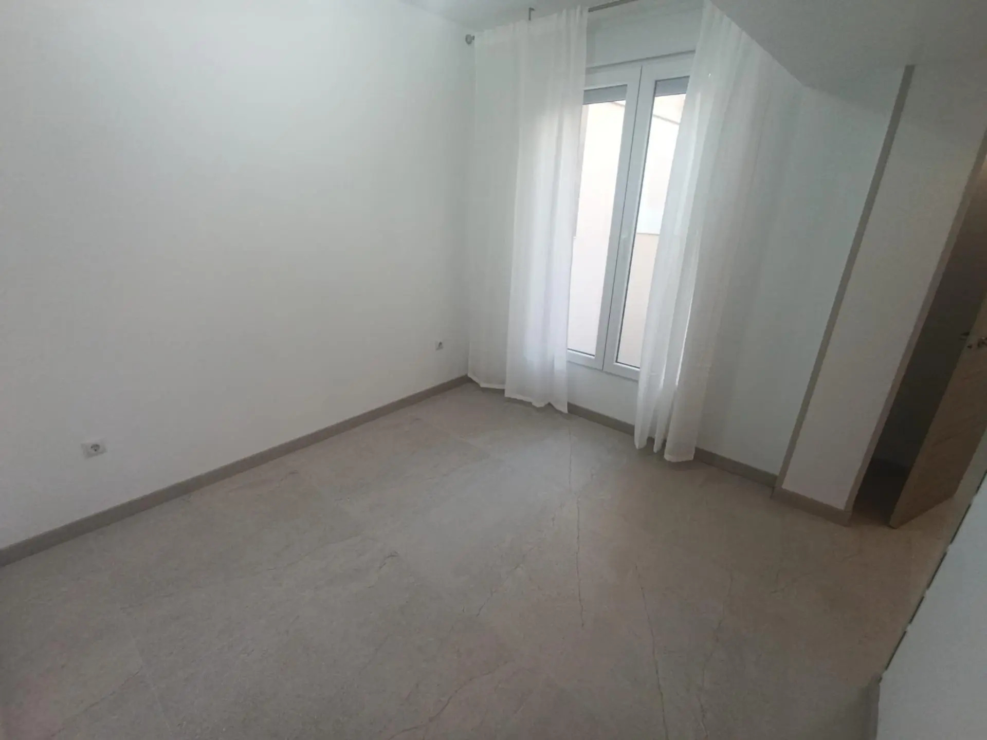 Flat Of 118 M² In Elche, Spain