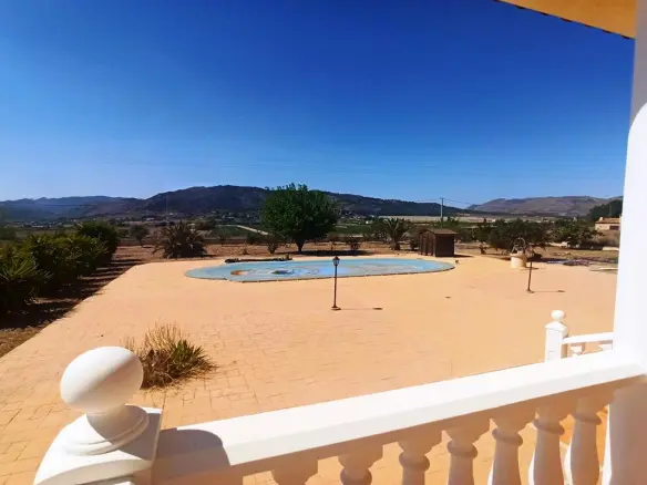 Country House Of 210 M² In Aspe, Spain