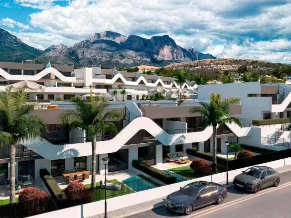 2-bedroom Penthouse In L’alfas Del Pi, Spain (73 M²)