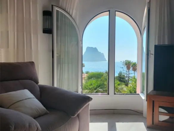 5-bedroom Villa In Calpe, Spain (204 M²)