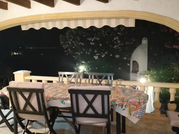 5-bedroom Villa In Calpe, Spain (204 M²)
