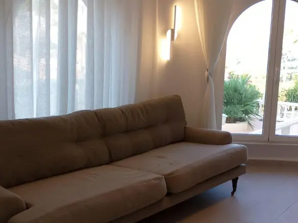5-bedroom Villa In Calpe, Spain (204 M²)