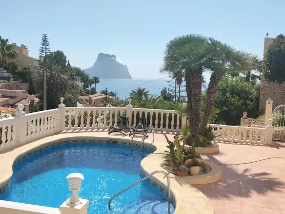 5-bedroom Villa In Calpe, Spain (204 M²)