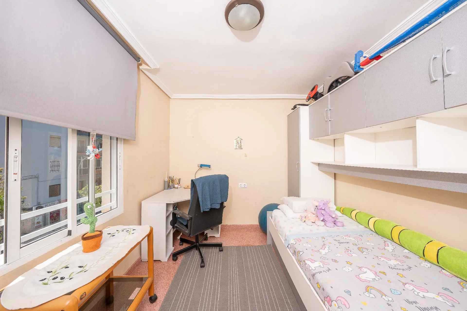 Flat Of 85 M² In Alicante, Spain