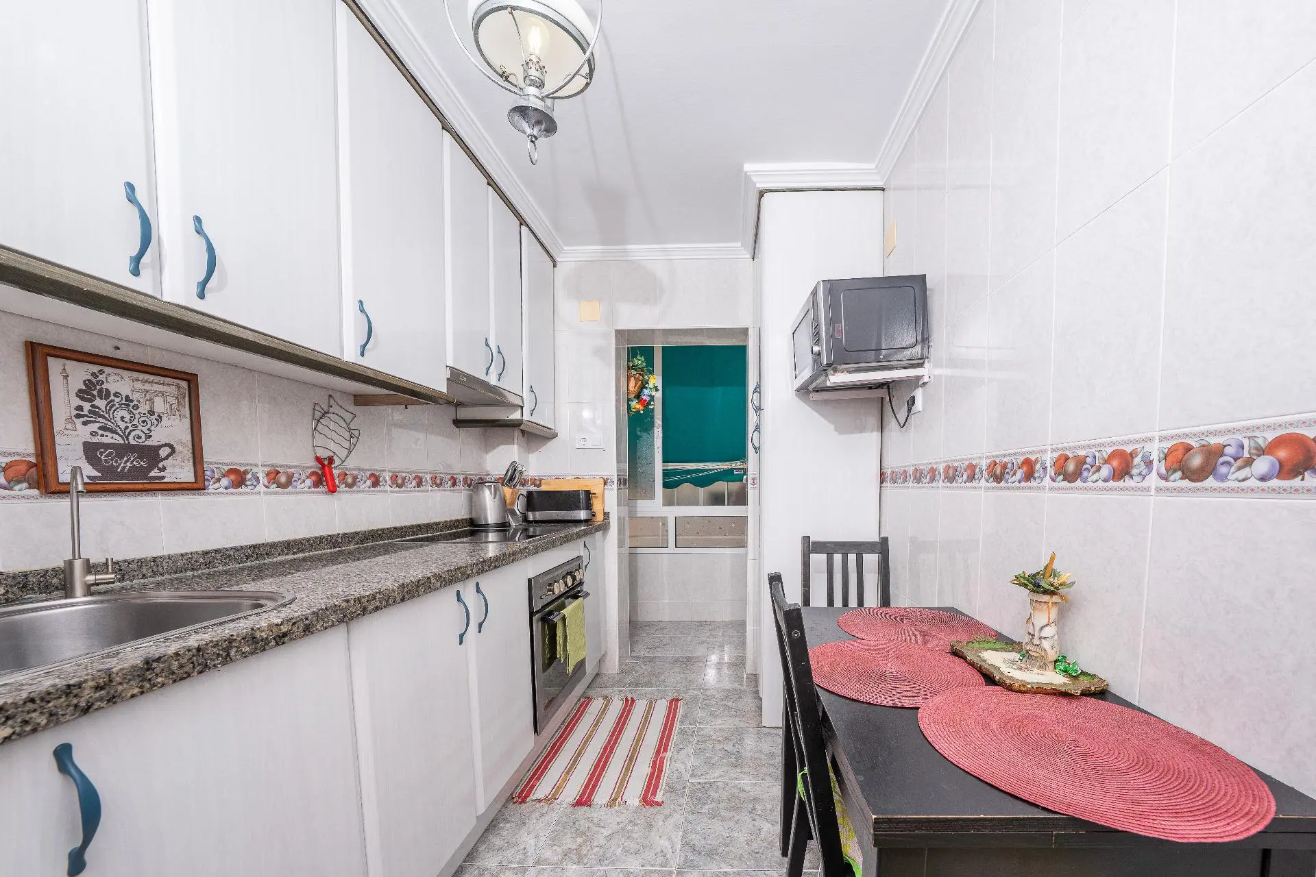 Flat Of 85 M² In Alicante, Spain