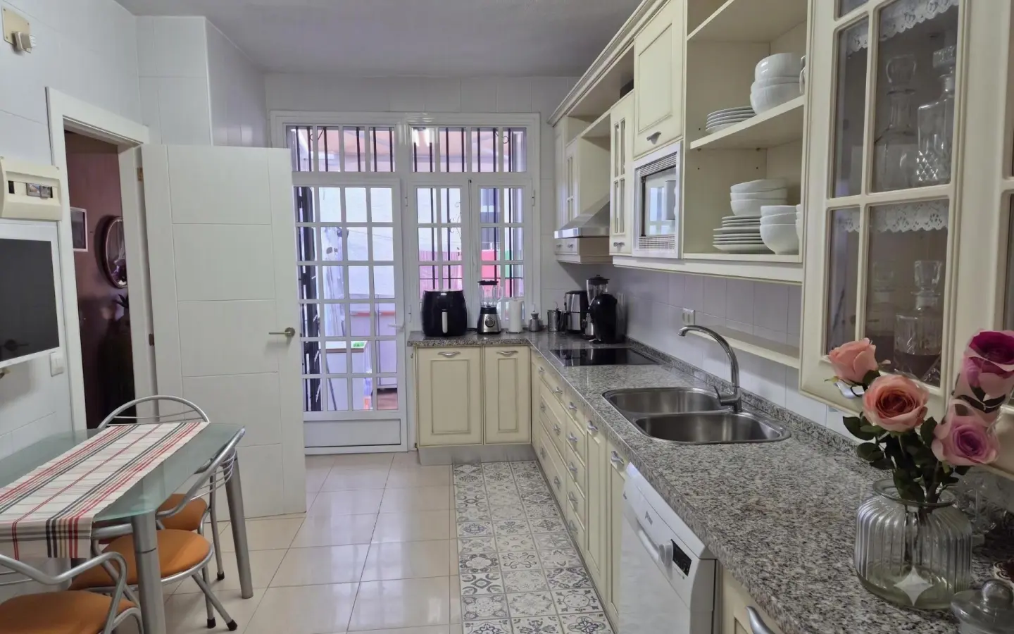 Semi-detached House Of 135 M² In El Puerto De Santa Maria, Spain