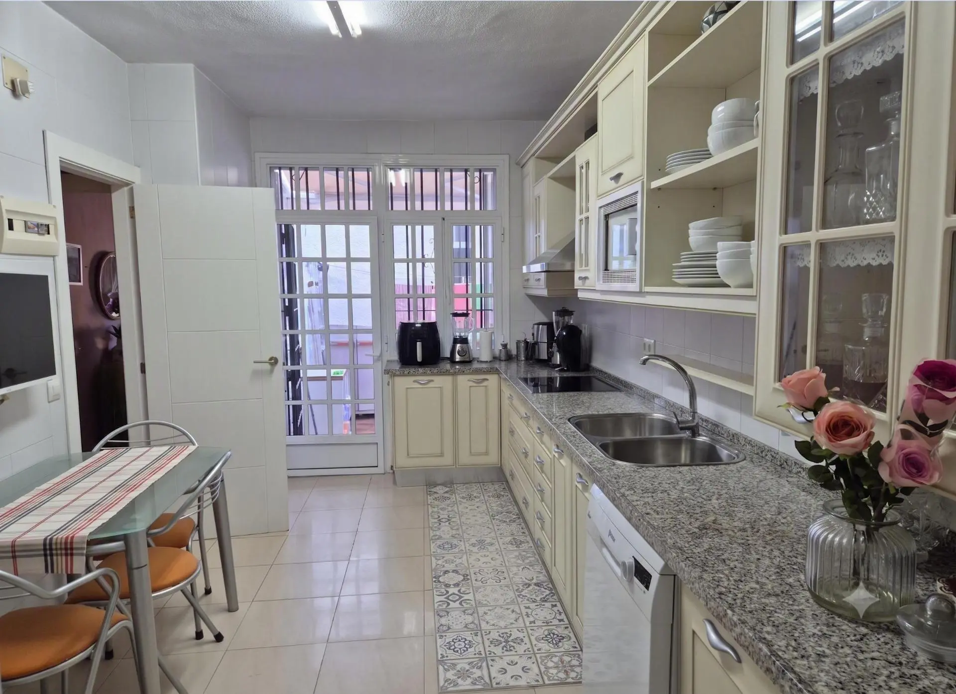 Semi-detached House Of 135 M² In El Puerto De Santa Maria, Spain