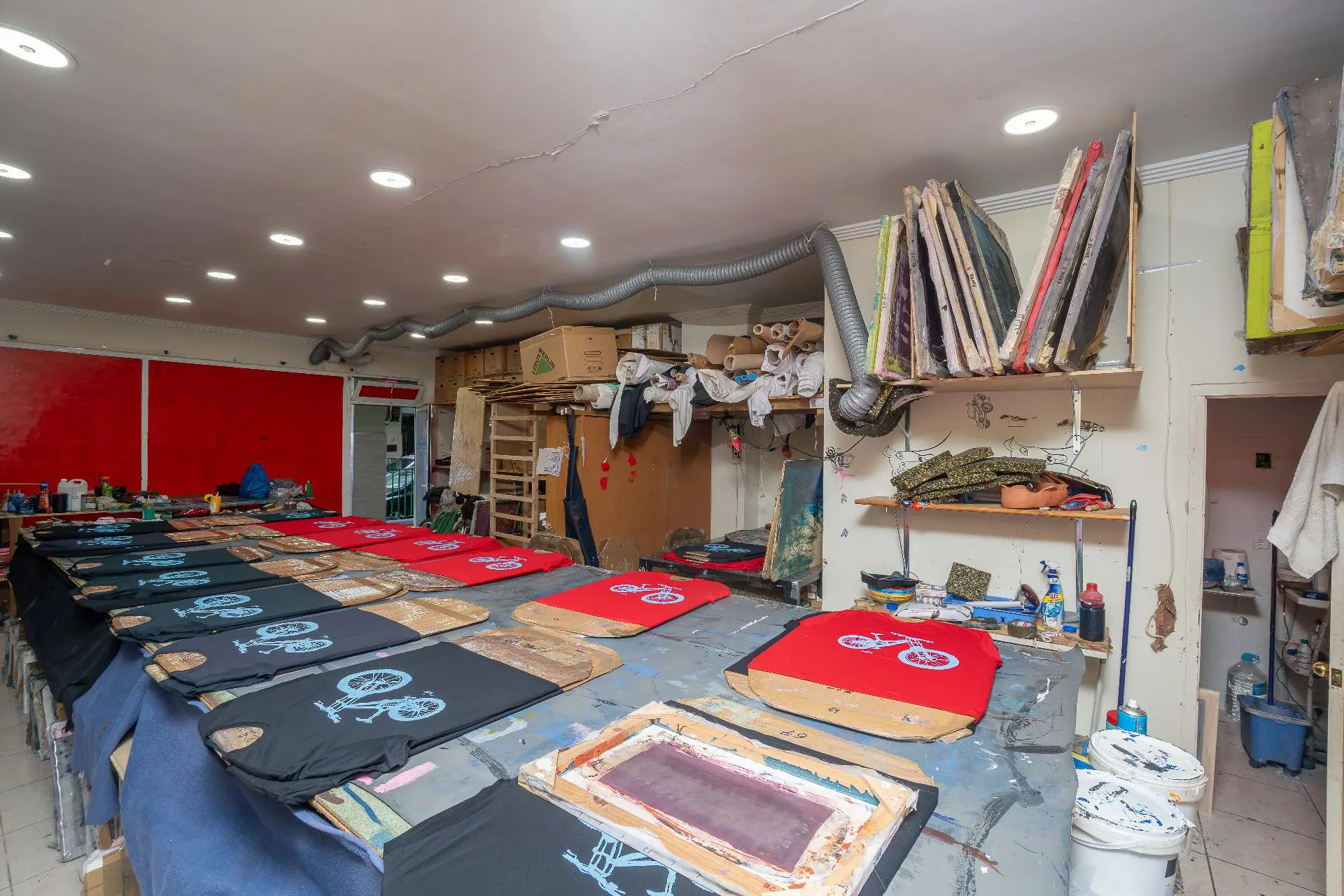 Warehouse 116 M² In Benidorm, Spain