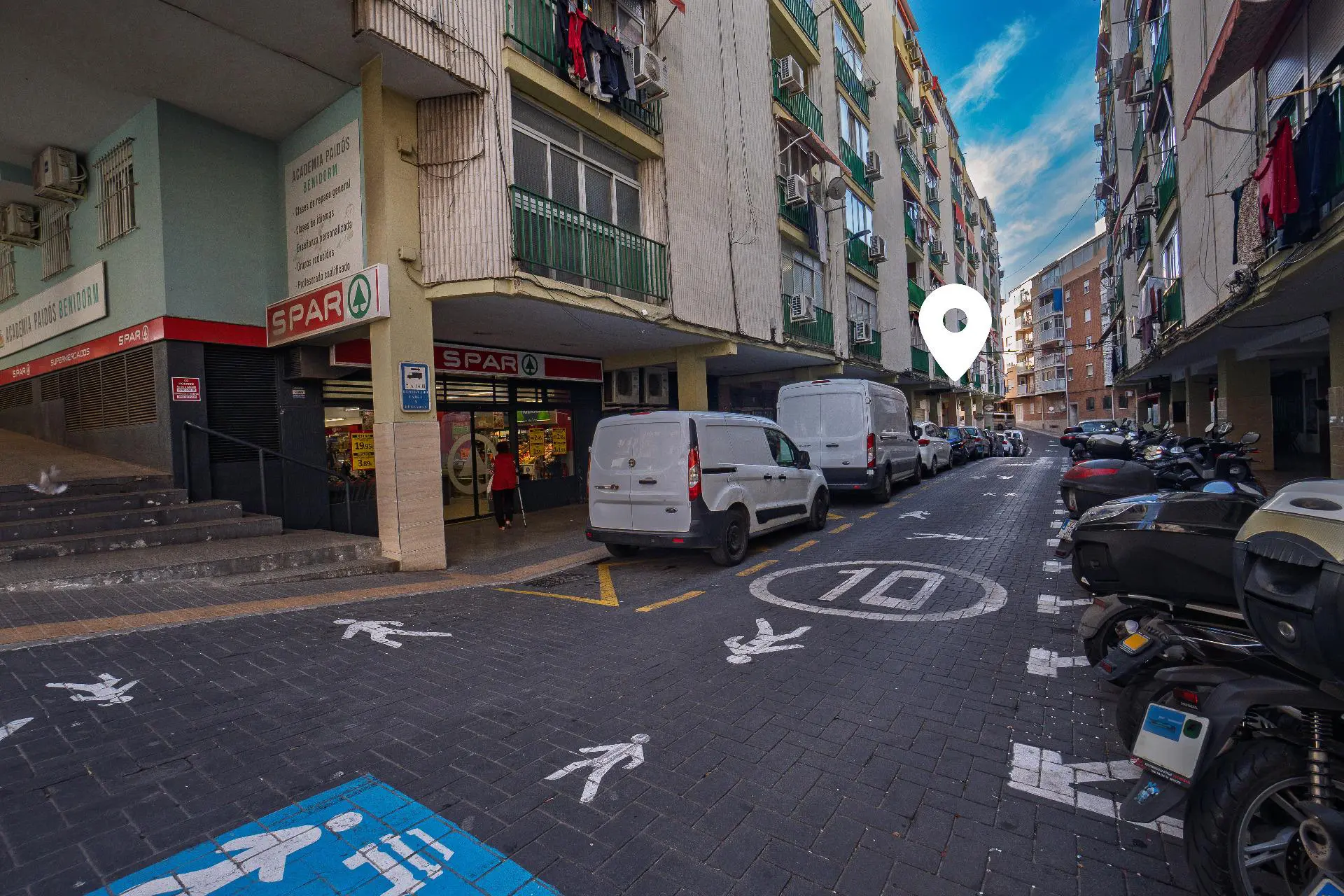 Warehouse 116 M² In Benidorm, Spain