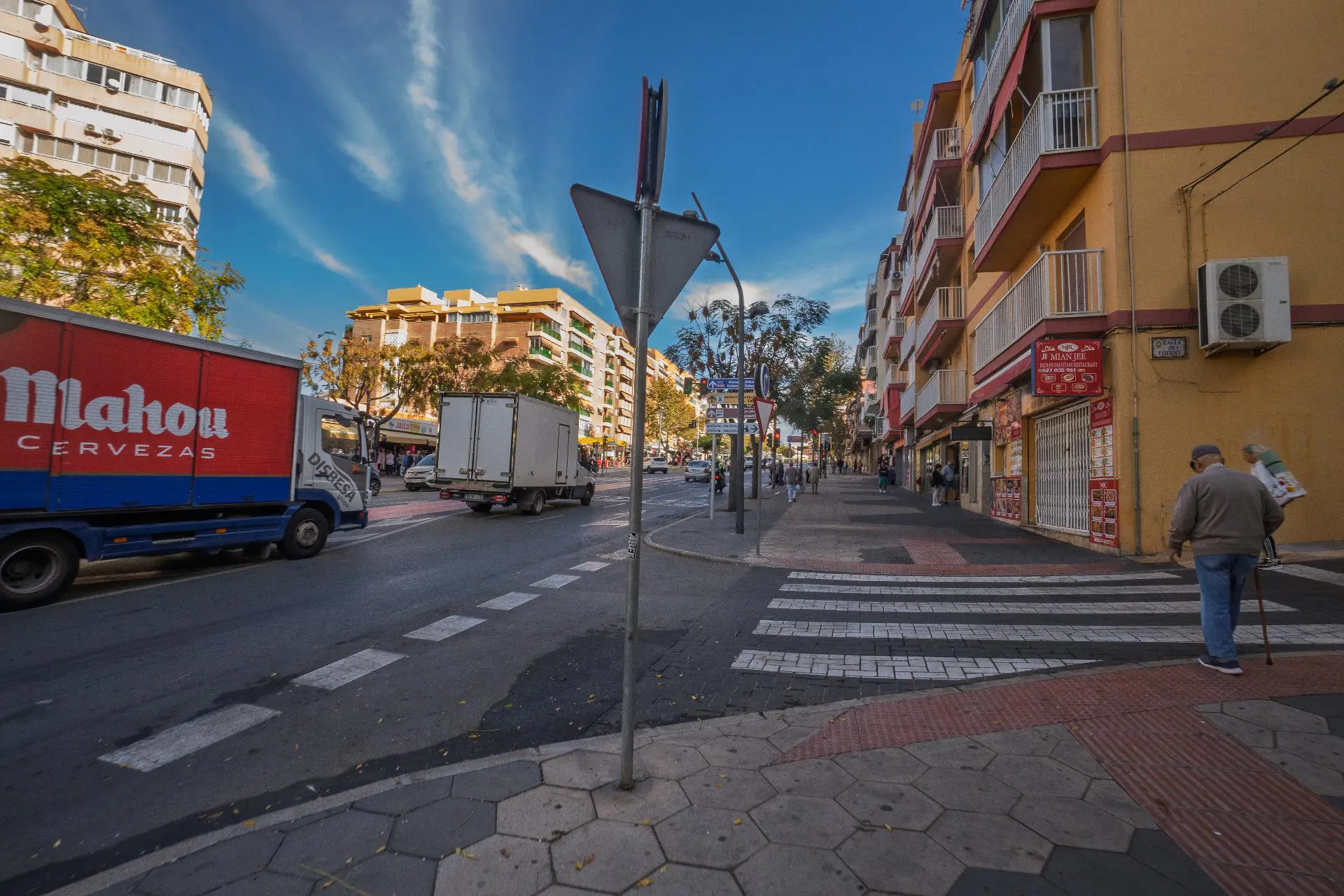 Warehouse 116 M² In Benidorm, Spain