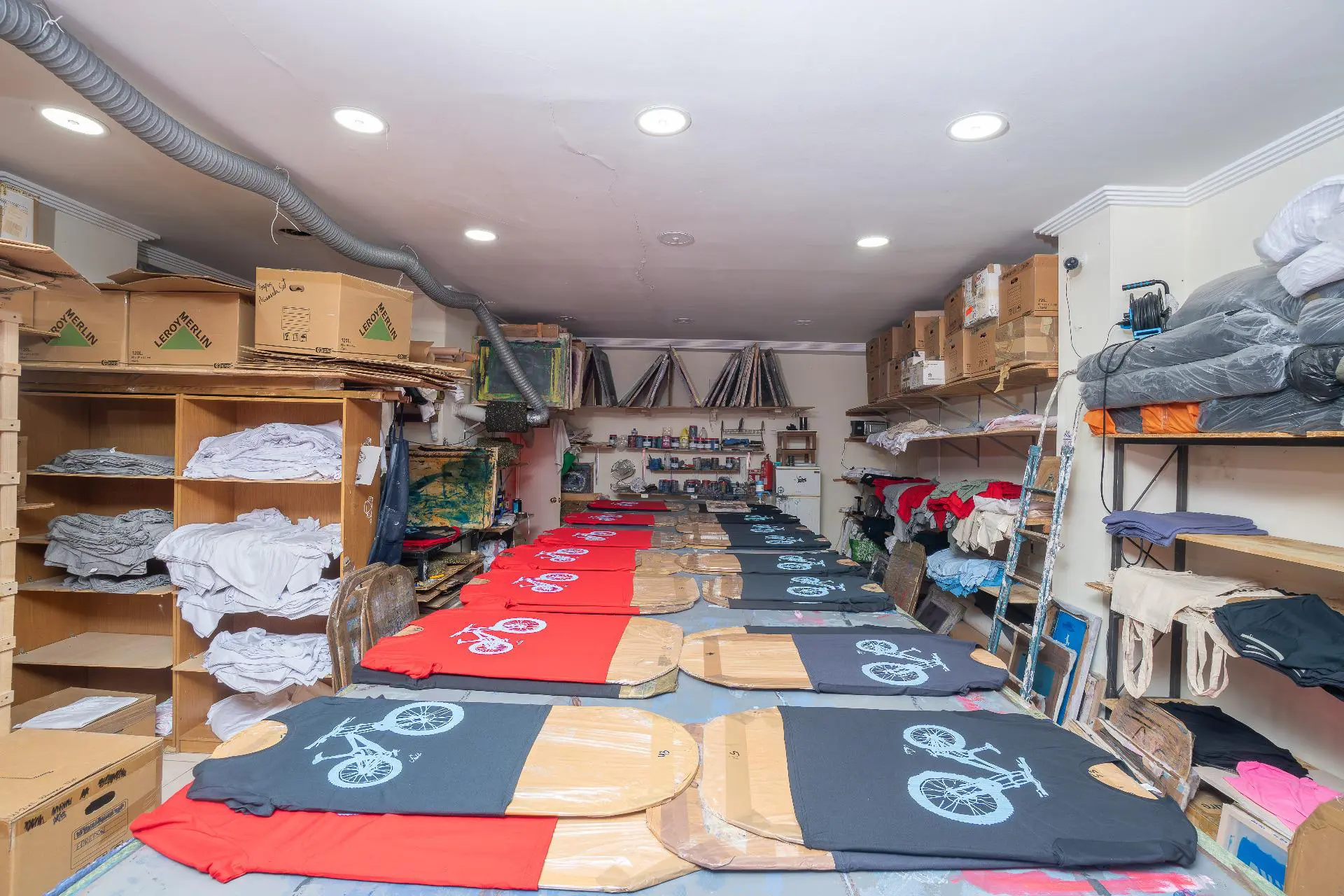 Warehouse 116 M² In Benidorm, Spain