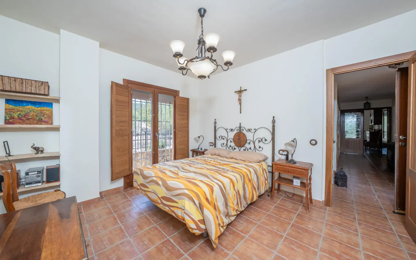 Masia Of 570 M² In Biar, Spain