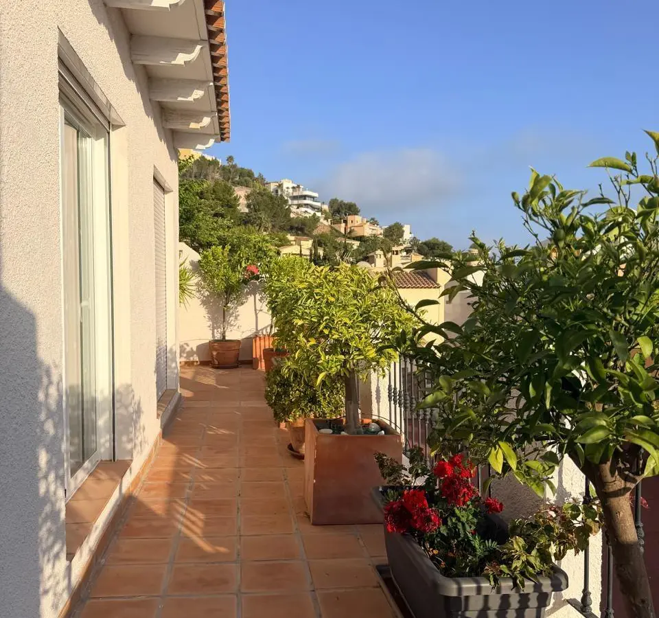 Semi-detached House Of 189 M² In Altea, Spain
