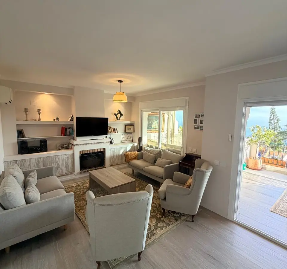 Semi-detached House Of 189 M² In Altea, Spain