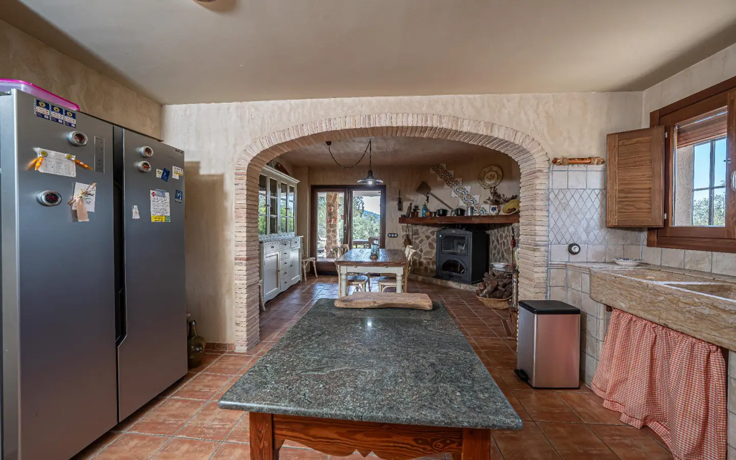 Masia Of 570 M² In Biar, Spain