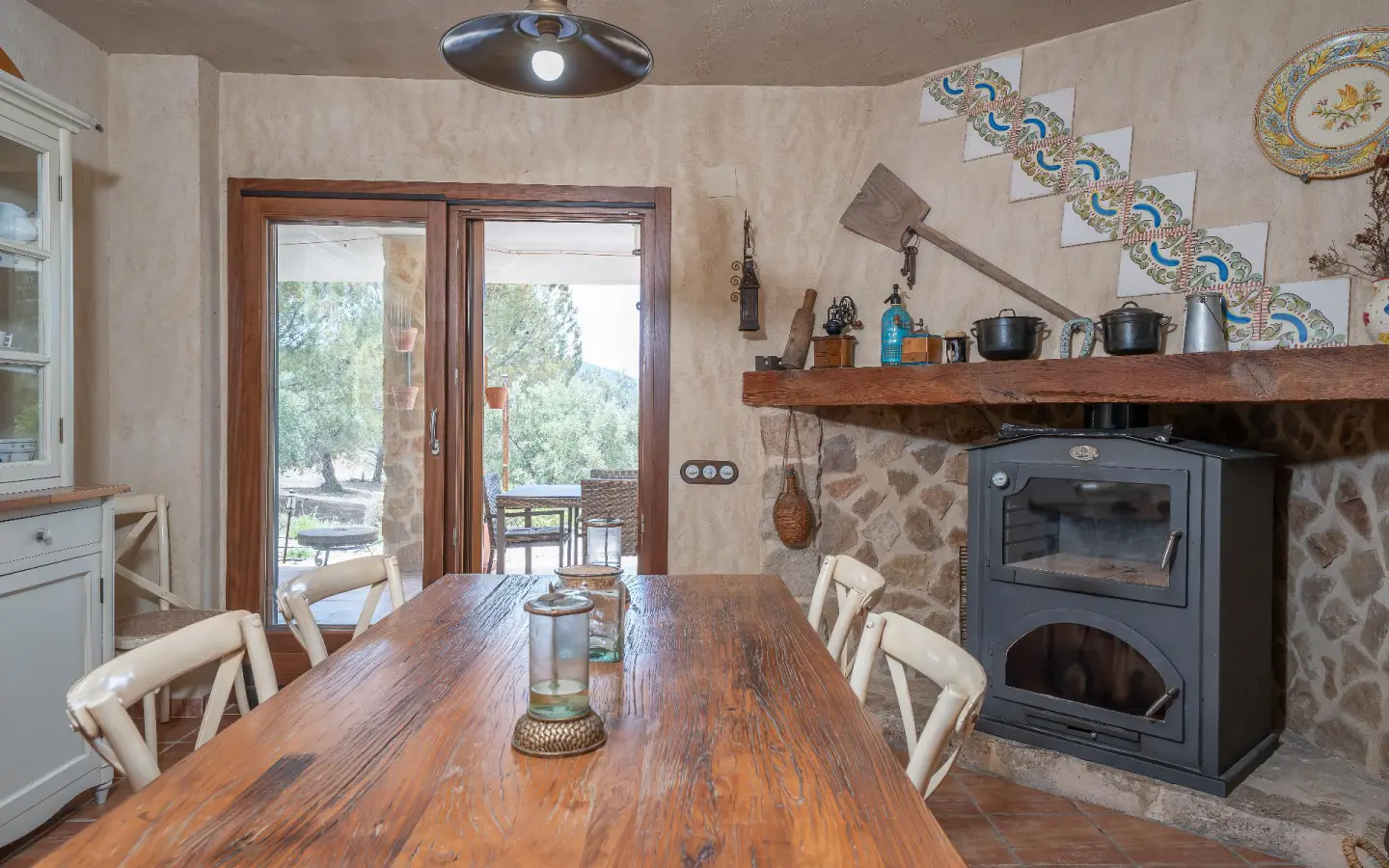 Masia Of 570 M² In Biar, Spain