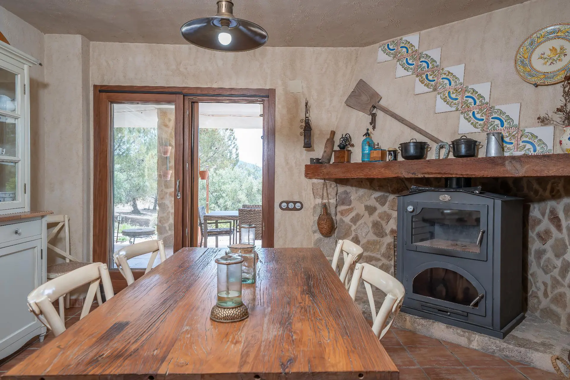 Masia Of 570 M² In Biar, Spain