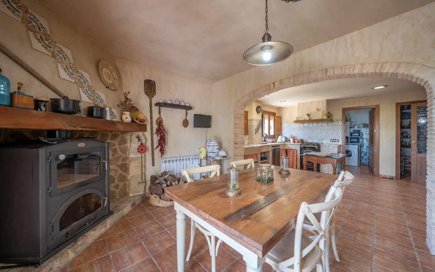 Masia Of 570 M² In Biar, Spain