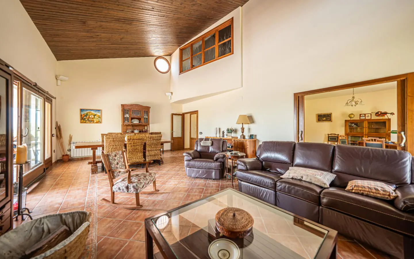 Masia Of 570 M² In Biar, Spain