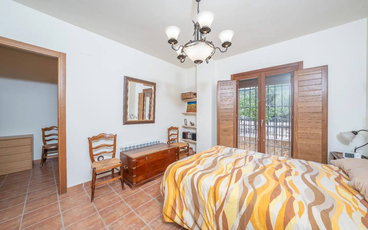 Masia Of 570 M² In Biar, Spain