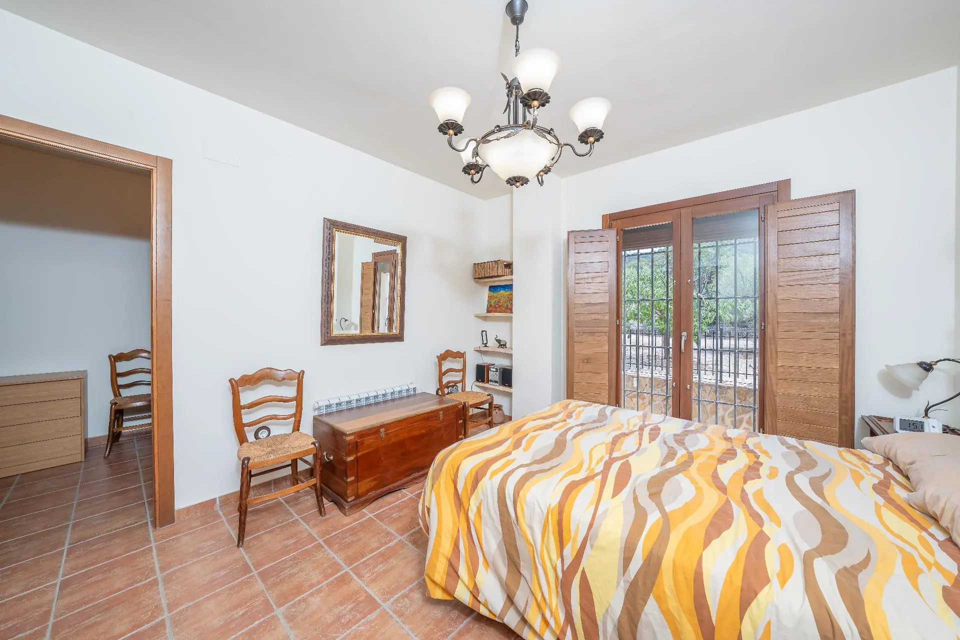 Masia Of 570 M² In Biar, Spain