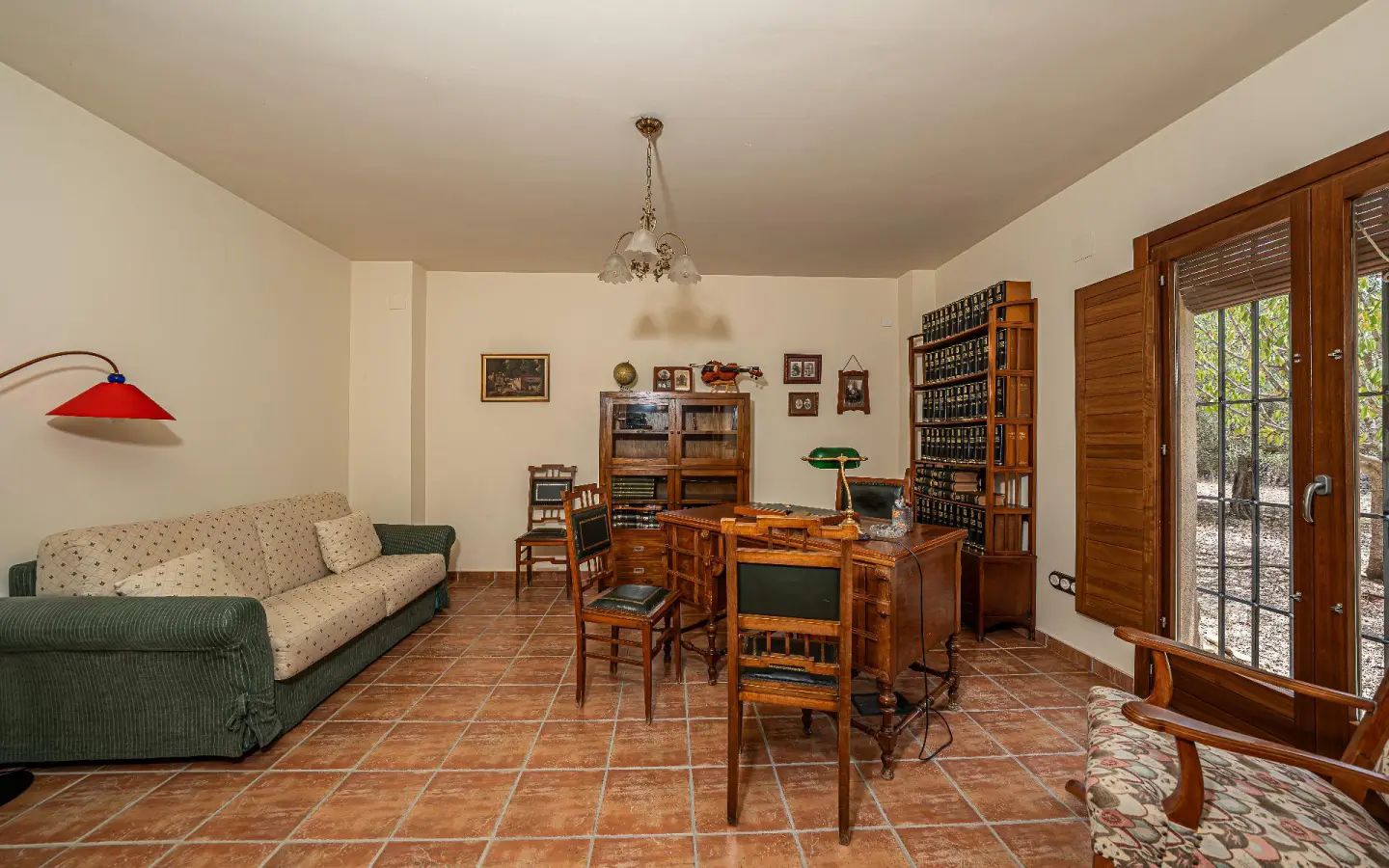 Masia Of 570 M² In Biar, Spain