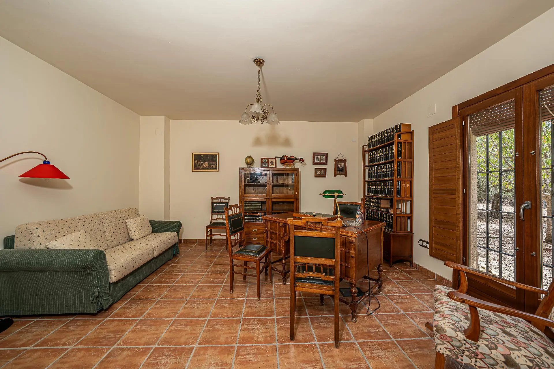 Masia Of 570 M² In Biar, Spain