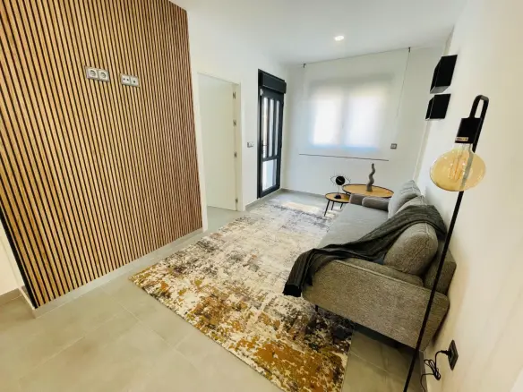5-bedroom Villa In Torrevieja, Spain (368 M²)