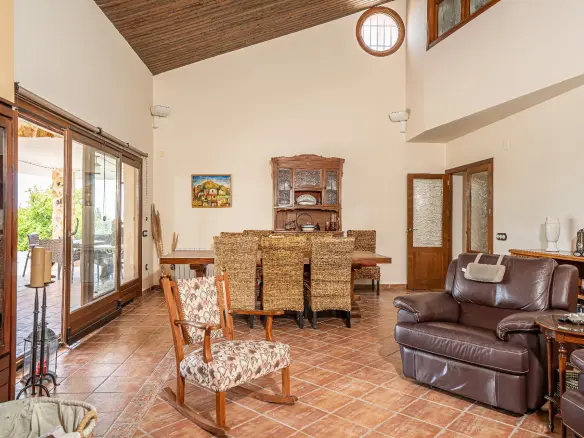 4-bedroom Masia In Biar, Spain (570 M²)