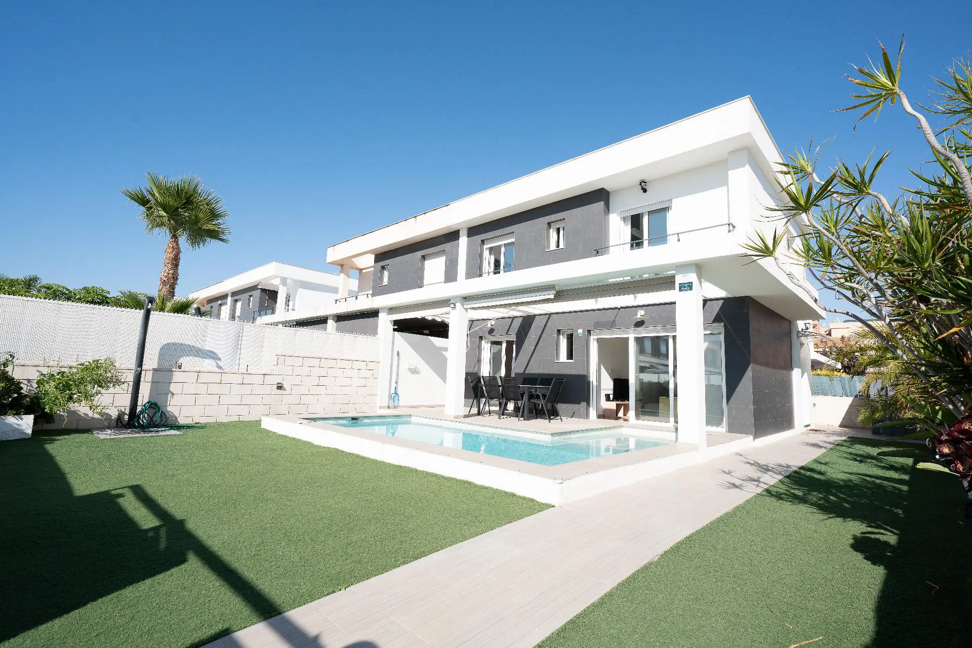 Terraced House Of 125 M² In Gran Alacant, Spain