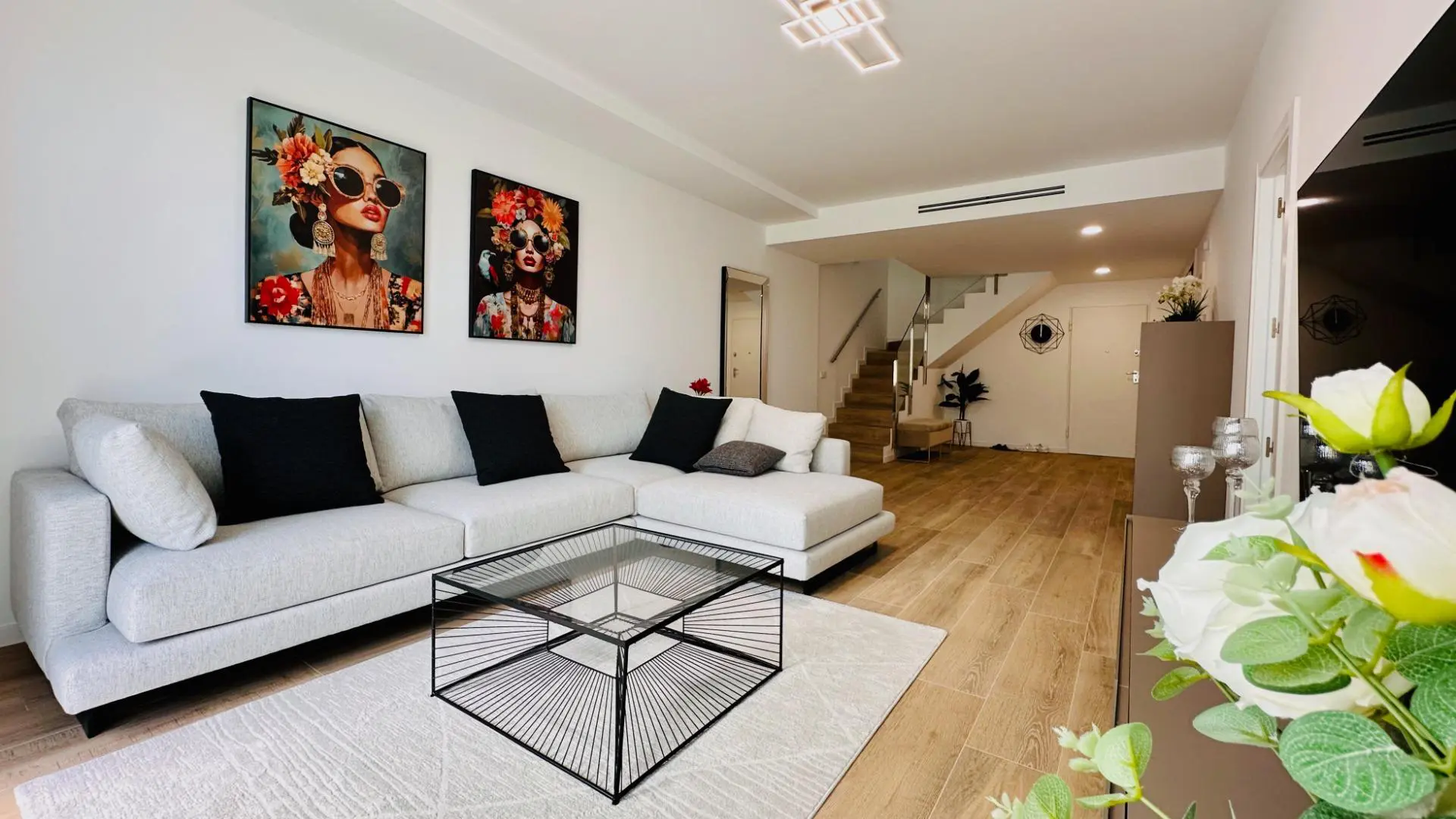 Duplex Of 175 M² With [features] In Finestrat, Spain