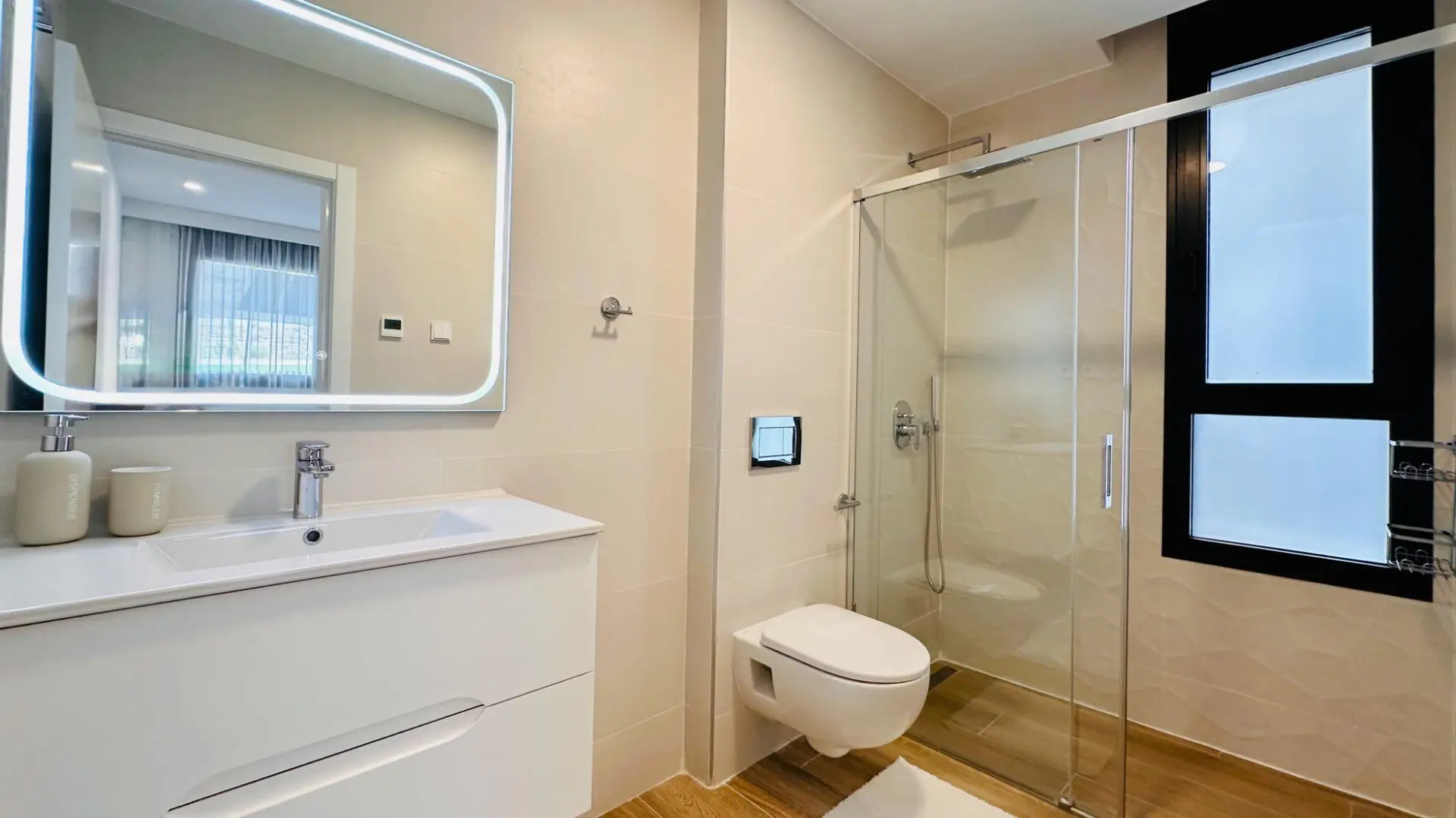 Duplex Of 175 M² With [features] In Finestrat, Spain