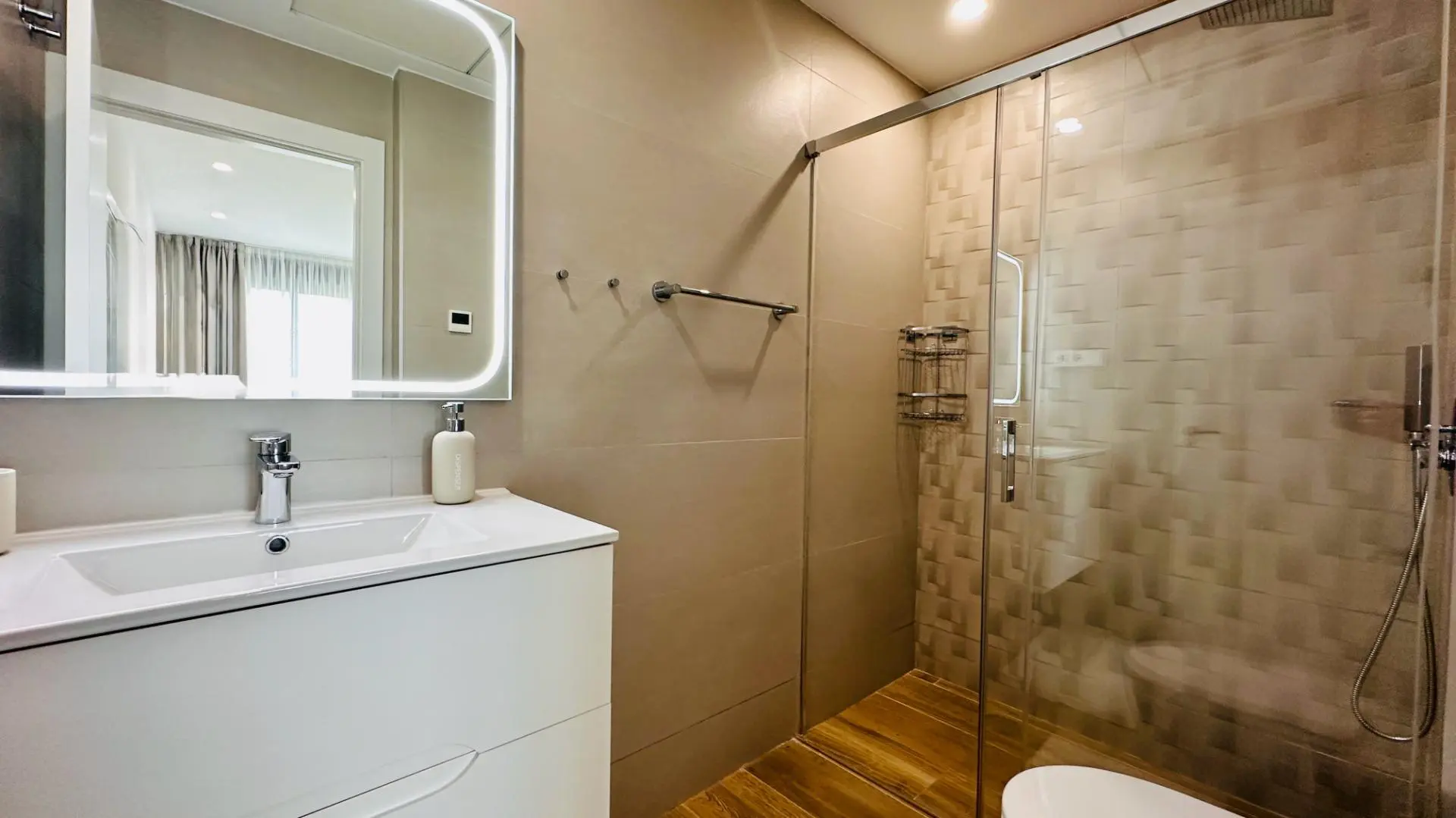 Duplex Of 175 M² With [features] In Finestrat, Spain