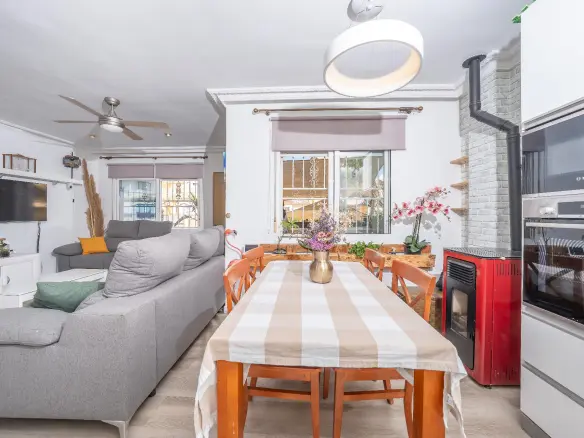 4-bedroom Terraced House In Torrevieja, Spain (155 M²)