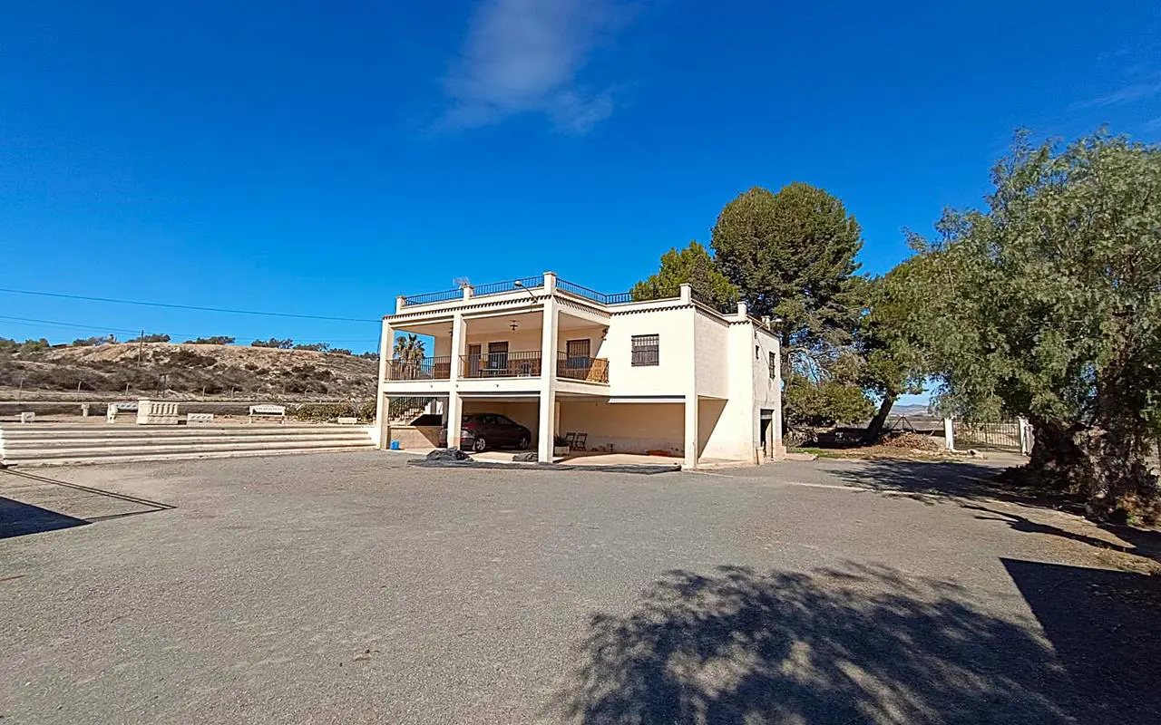 Country House Of 120 M² In Aspe, Spain