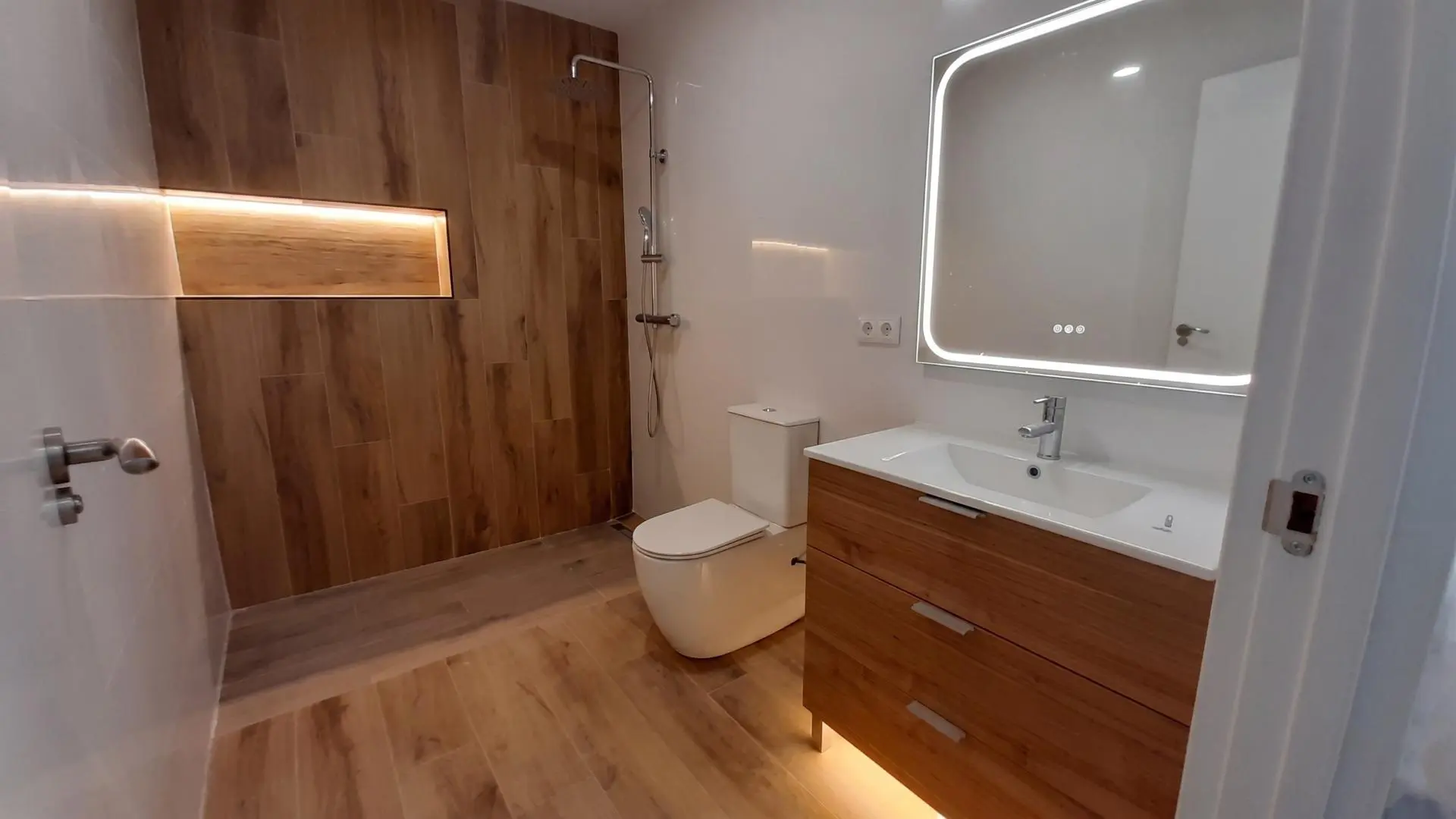 Apartment Of 104 M² In Elche, Spain