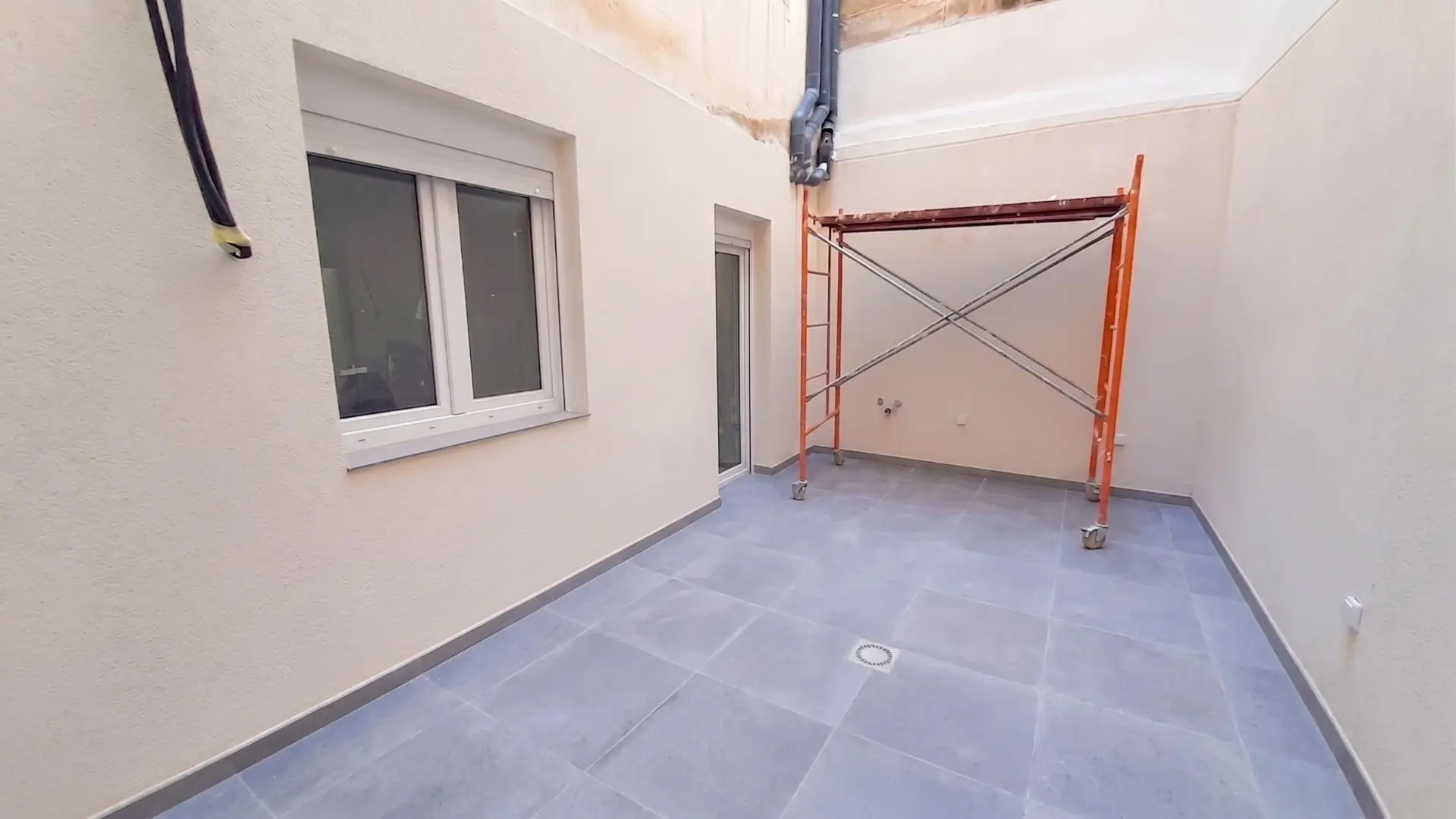 Apartment Of 104 M² In Elche, Spain