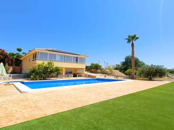 Villa Of 372 M² In Abanilla, Spain